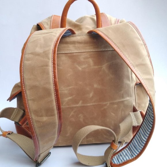 Classic Style Canvas Backpack - Picture 2 of 2